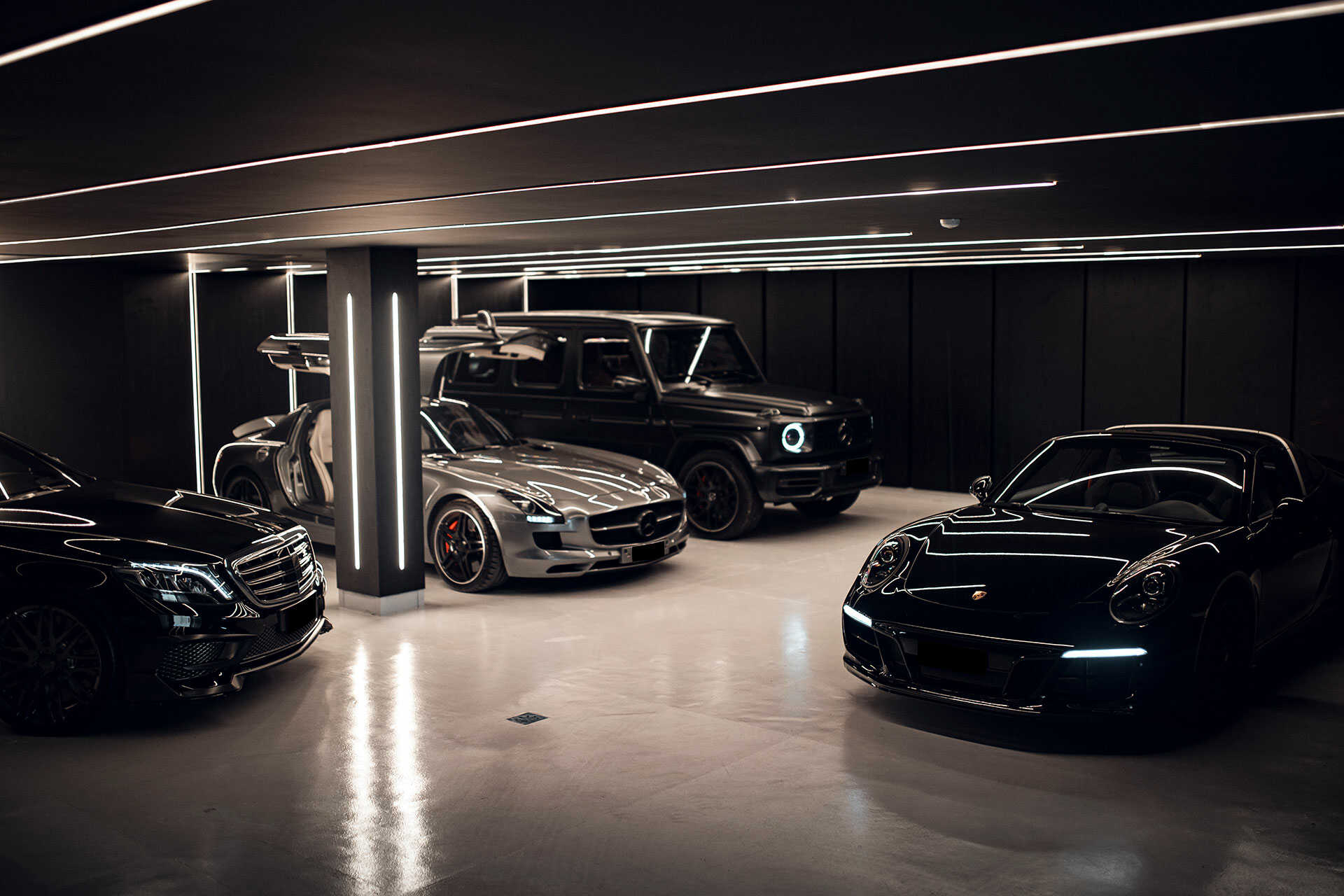 Black Garage